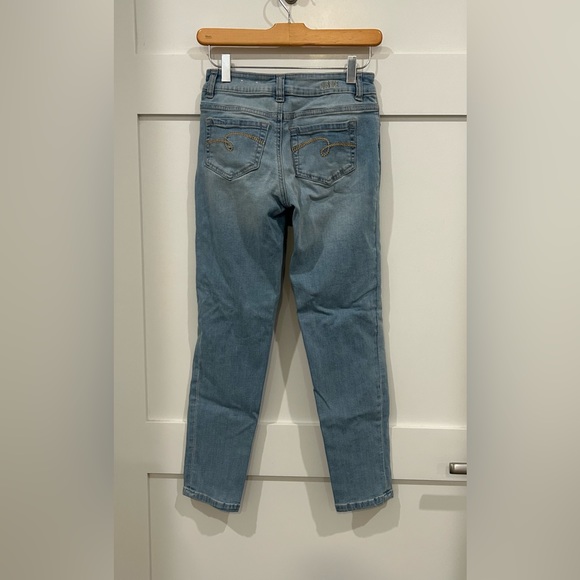 Justice Girlfriend Jeans - Picture 3 of 3